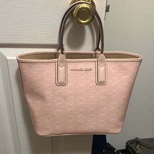 Small light pink tote
